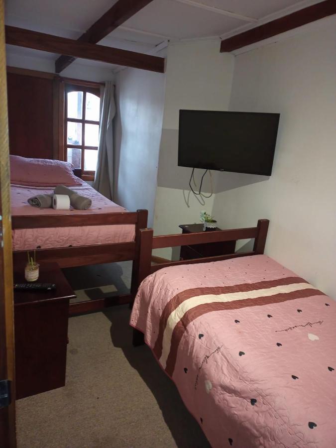 Hostal Valentino Villarrica Ngoại thất bức ảnh